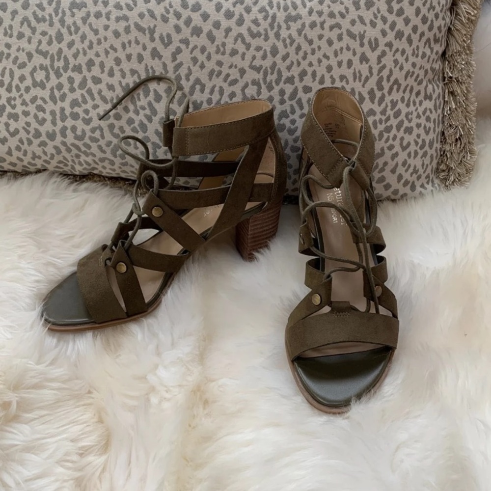 Naturalizer Green Moss heel